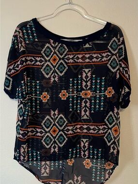 Koi Aztec Print Sheer Short Sleeve Blouse Small